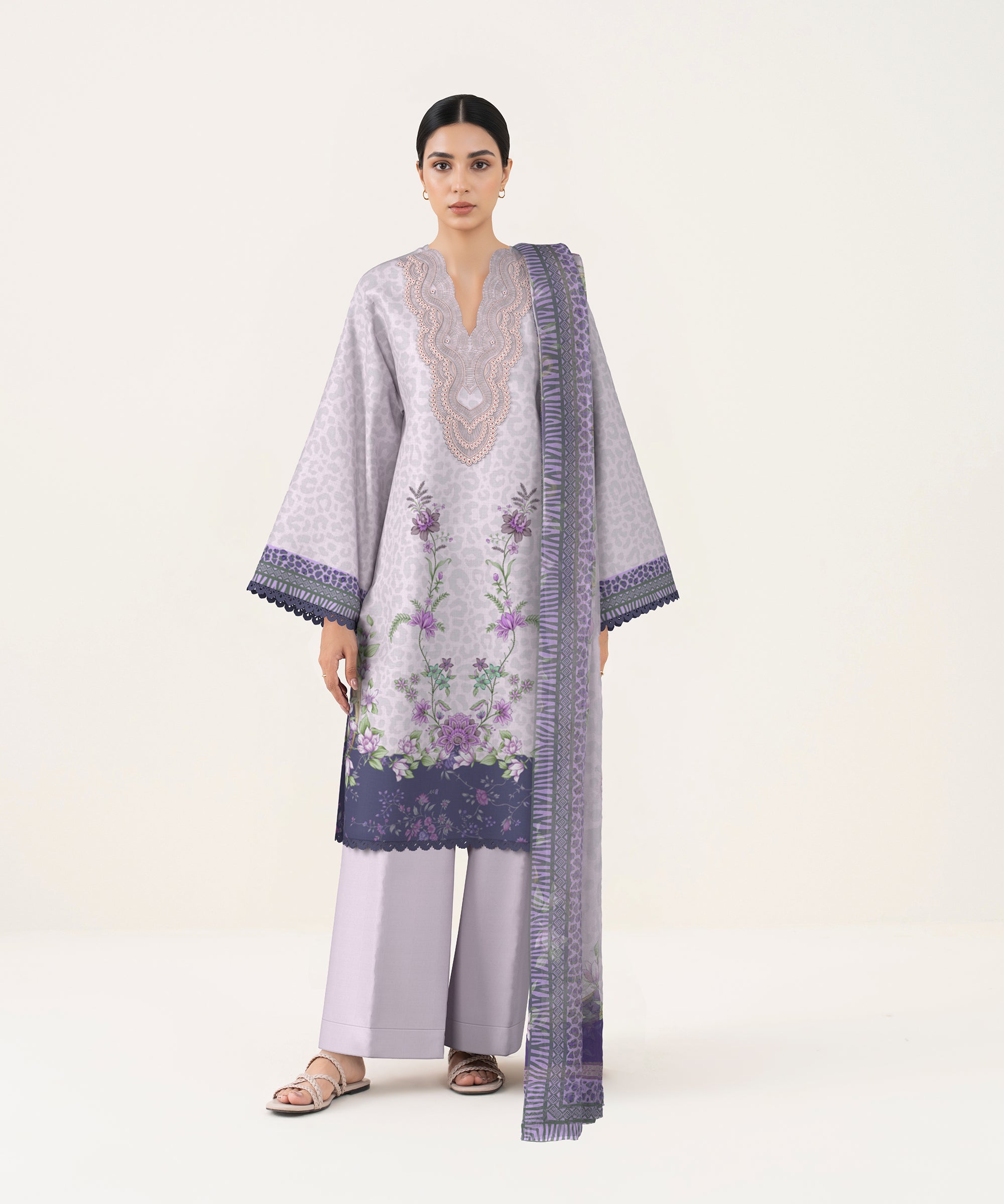 Sapphire Embroidered Lawn Unstitched 3 Piece